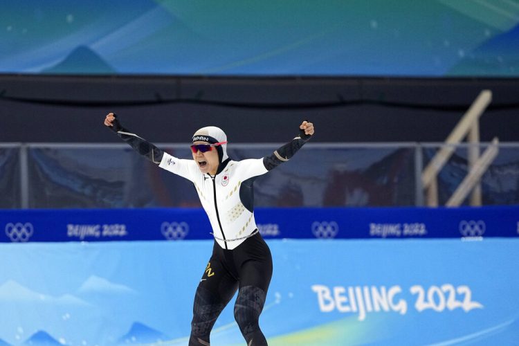 Takagi wins 1st individual Olympic gold, Bowe breaks through